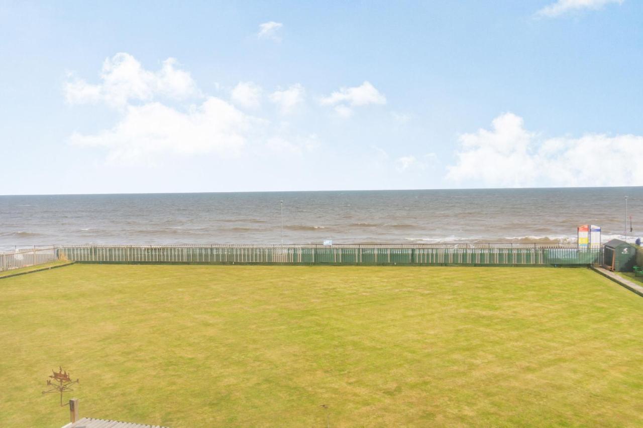 Beachside Apartment Hornsea Exterior photo